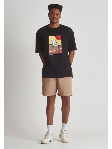 Camiseta de algodão estampa o divã