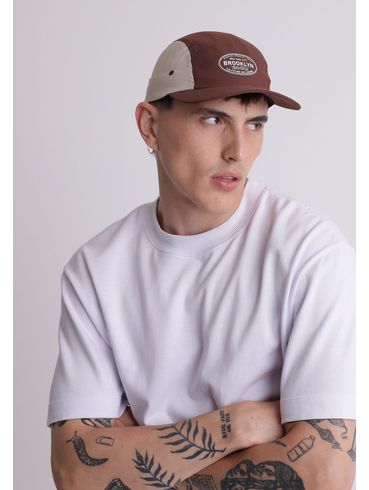 Boné five panel estampado Brooklyn