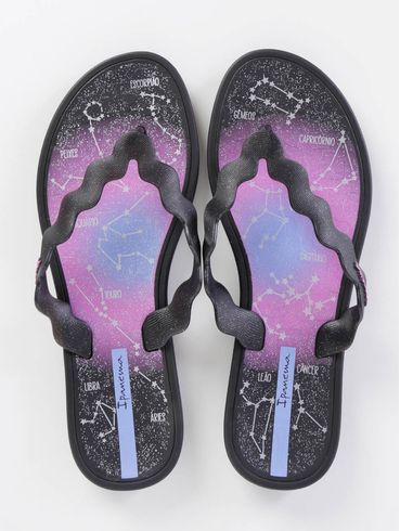 Chinelo Ipanema Astral com Nécessaire Feminino Preto