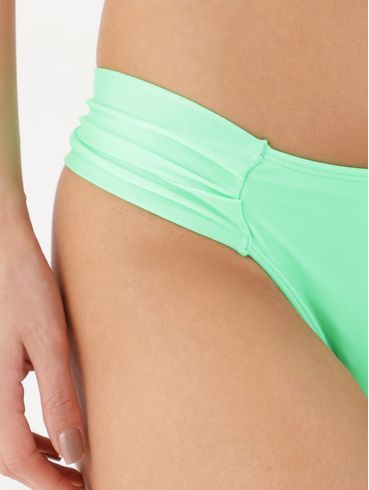 Biquíni de Calcinha Bombom  Feminina Verde