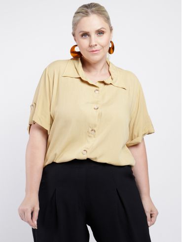 Camisa Manga Curta Plus Size Feminina BEGE