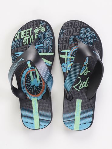 Chinelo Deck City Ipanema Juvenil Para Menino - PRETO/AZUL