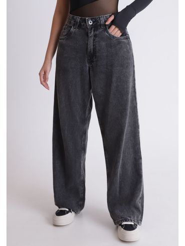 Calça jeans wide leg com lavanderia marmorizada