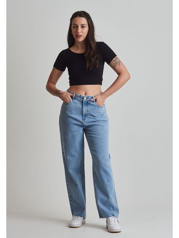 Calça jeans reta cintura alta