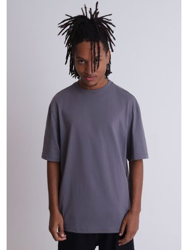 Camiseta básica over fit chumbo