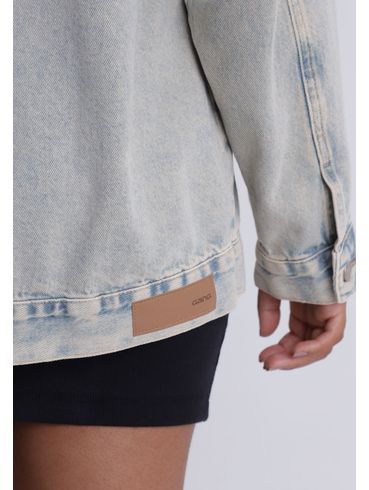 Jaqueta Jeans Over com Lavanderia Vintage