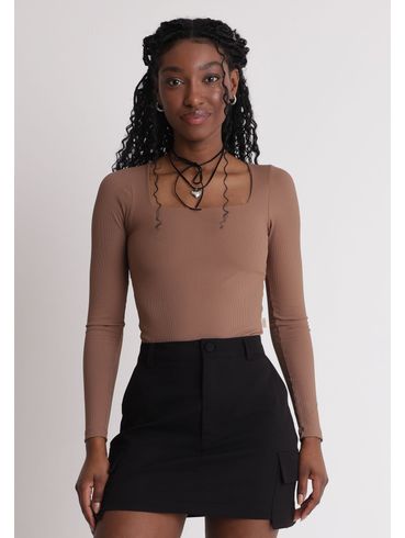 Body em ribana decote quadrado